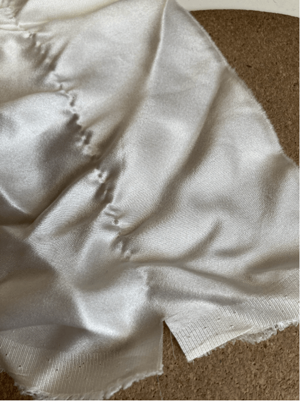 trucchi di cucito 2-Un filo per stoffe dritte